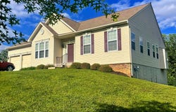 194 SPLIT ROCK DR, DELTA, PA 17314