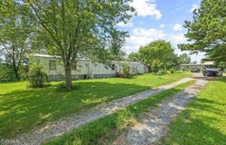72 Hayes Lane, McMinnville, TN 37110