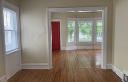 666 Lake Drive SE, Grand Rapids, MI 49506