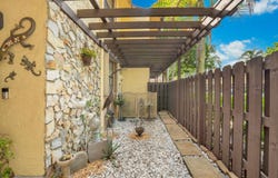 1142 N University Drive, Plantation, FL 33322