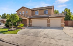 958 Linda Lane S, Fresno, CA 93727