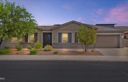 13781 W BLOSSOM Way, Litchfield Park, AZ 85340