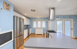 4065 Broadway, Island Park, NY 11558