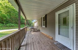 163 Ridge Rd, Sharps Chapel, TN 37866