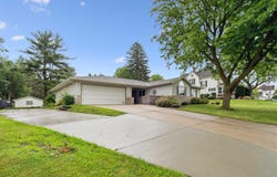 315 NW 4 Avenue, Waukon, IA 52172