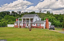 795 HIDEAWAY FARMS Road, EDINBURG, VA 22824