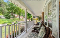 13 Windsong Way, Nitro, WV 25143