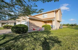 616-618 Hillcrest Circle, Seymour, IN 47274