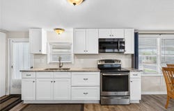 2000 E BAY Drive, LARGO, FL 33771