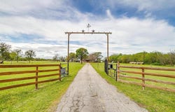 11005 CR 1020, Burleson, TX 76028