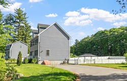 1016 Whipple Rd, Tewksbury, MA 01876