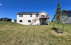 3012 Crest View Circle, Norwalk, IA 50211