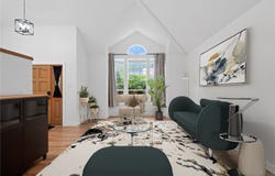 8221 122nd Avenue NE, Kirkland, WA 98033