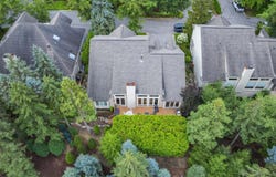 33 Boulder Lane, Bloomfield Hills, MI 48304