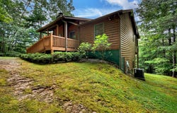 852 Miners Mountain Road, Sautee Nacoochee, GA 30571
