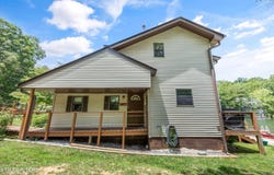 5805 Lakeshore Drive, Tallassee, TN 37878