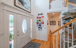 2750 N HOLIDAY LN, Newberg, OR 97132
