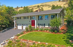 2003 Kimberly Drive, Klamath Falls, OR 97603