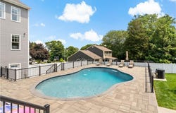 54 Michael Drive, Bristol, RI 02809