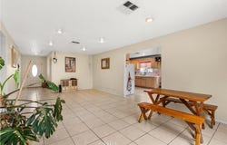 305 N College Street, La Habra, CA 90631