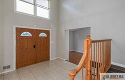 9 Chipwood Lane, North Brunswick, NJ 08902