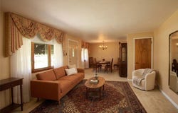 4297 E Barlind Drive, Whitehall, PA 15227