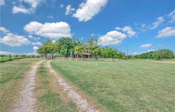 443 Rost Road, McGregor, TX 76657