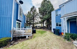 2025 NE NEIL WAY, Bend, OR 97701