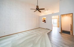 1102 E Competine Street unit: 104, Knoxville, IA 50138