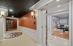 914 Main Street, Houston, TX 77002