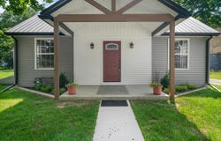 141.5 Griswold Street, Hillsdale, MI 49242