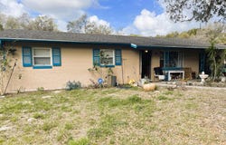 5076 Fairport Avenue, DeLeon Springs, FL 32130