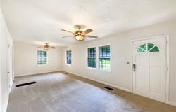 828 Pinevalley Drive, Forest Park, GA 30297