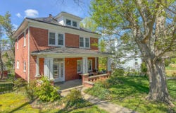 521 S MAIN ST, LEXINGTON, VA 24450