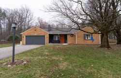 744 E Hanley, Mansfield, OH 44903