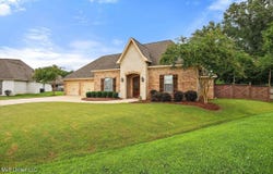 1112 Belle Oak Row, Brandon, MS 39042
