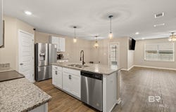 20675 Mercury Drive, Robertsdale, AL 36567