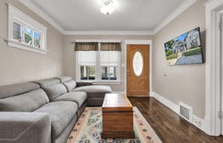1916 S 71st St, West Allis, WI 53219
