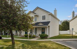 1032 SARA Ln, Ogden, UT 84404