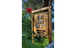 345 N 5th Street, Jacksonville, OR 97530