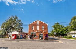 656 W 11TH STREET, FRONT ROYAL, VA 22630