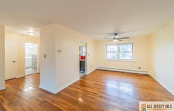 132 The Orchard, East Windsor, NJ 08512