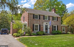 10 VINING LN, WILMINGTON, DE 19807