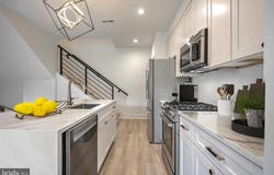 1619 Isherwood St NE #3, Washington, DC 20002