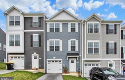76 COOP Lane, HANOVER, PA 17331