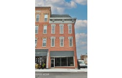 100-104 W Columbus Street, Kenton, OH 43326