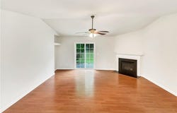 4832 Old Towne Village Circle, Pfafftown, NC 27040