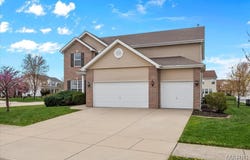 2601 Crimson View Drive, Shiloh, IL 62221