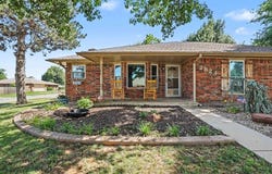 2824 Smiling Hill Boulevard, Edmond, OK 73013