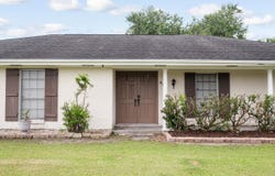 206 Glenn St, Thibodaux, LA 70301